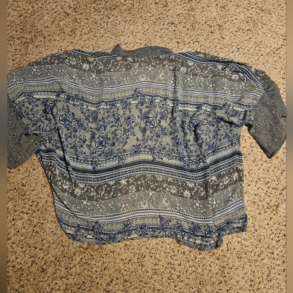 Patterned shawl - Picture 5 of 5